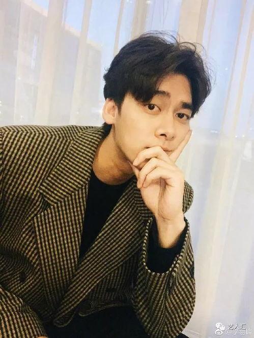 李易峰娱乐圈吃瓜视频,吃瓜视频揭露的真相与争议