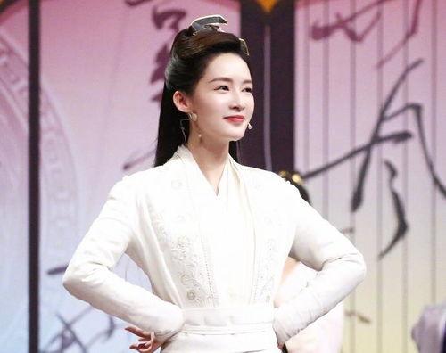 娱乐吃瓜君李沁是谁,李沁的演艺之路与个人魅力